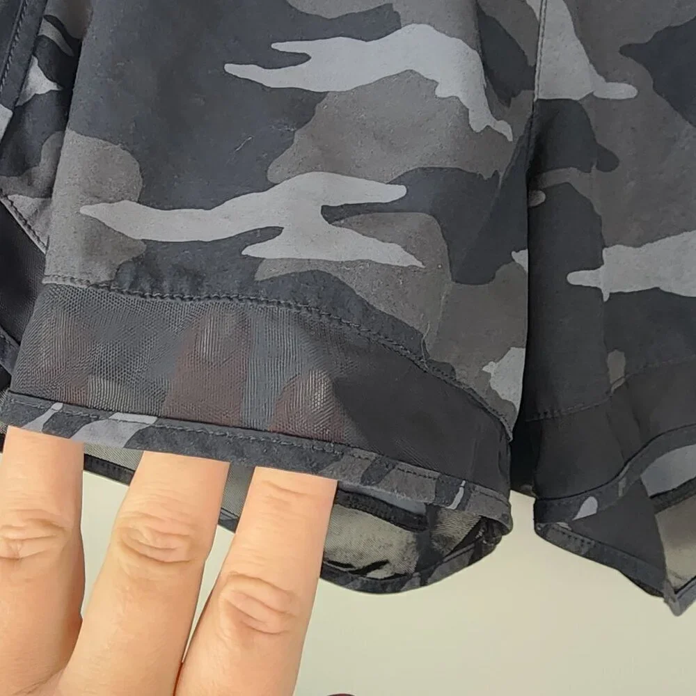 Athleta size M printed mesh racer run shorts camo pattern